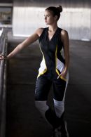 22-Photo4-Outfit 3
